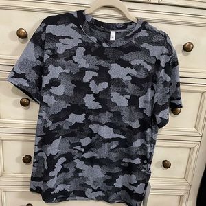 NWT Lululemon All Yours Training Tee Size 8